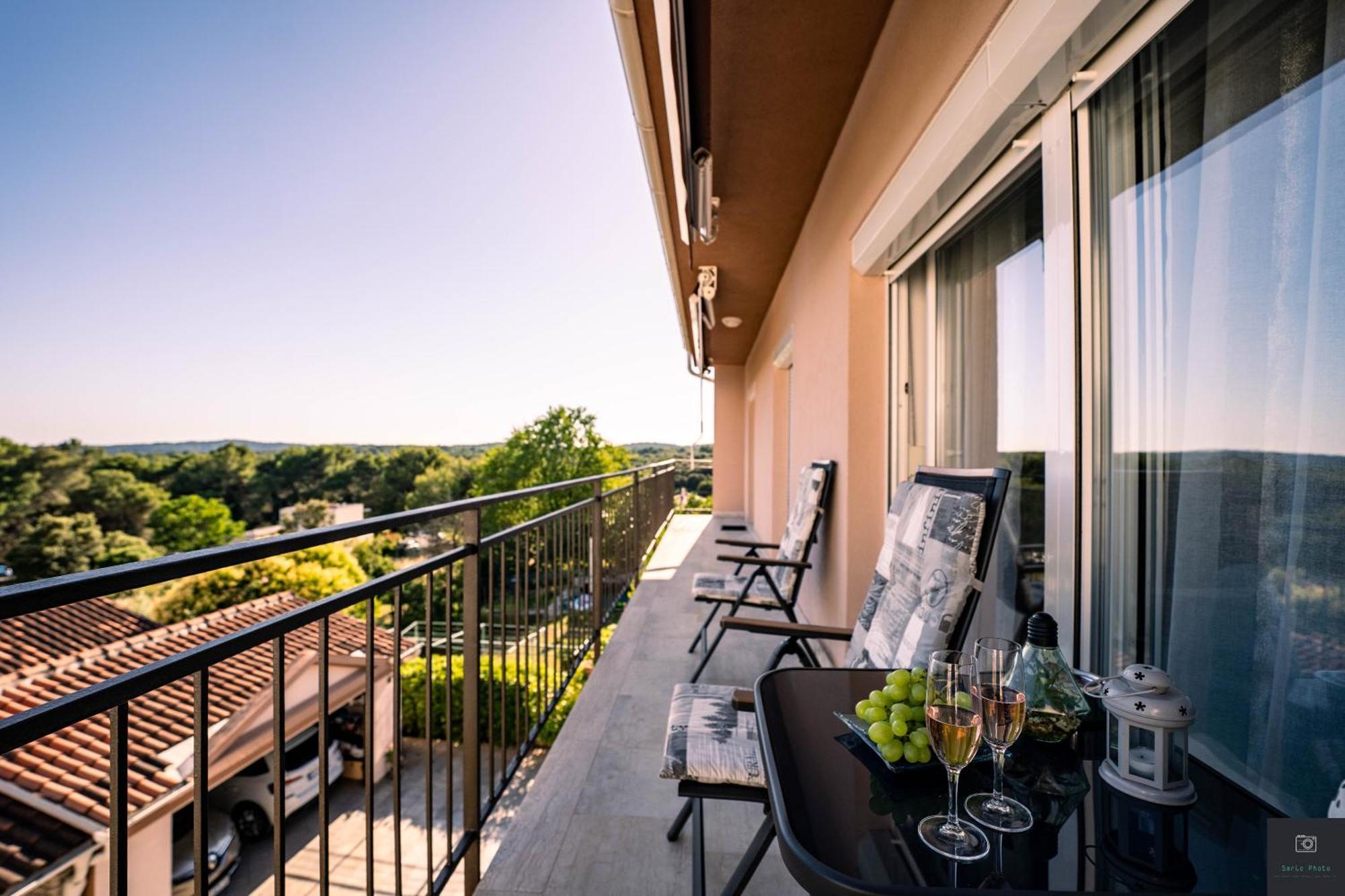 Apartman Nino PUY Exterior foto