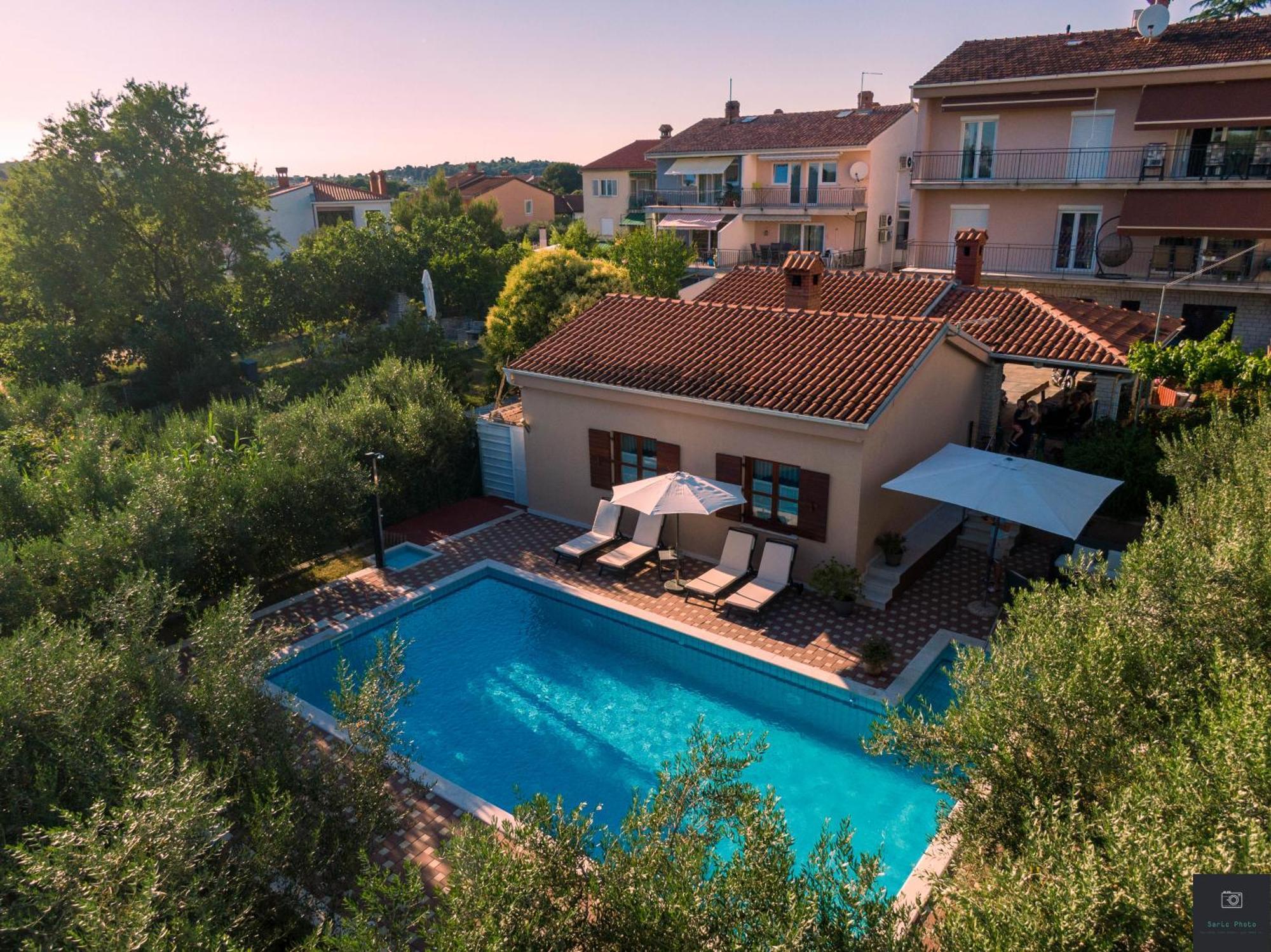 Apartman Nino PUY Exterior foto