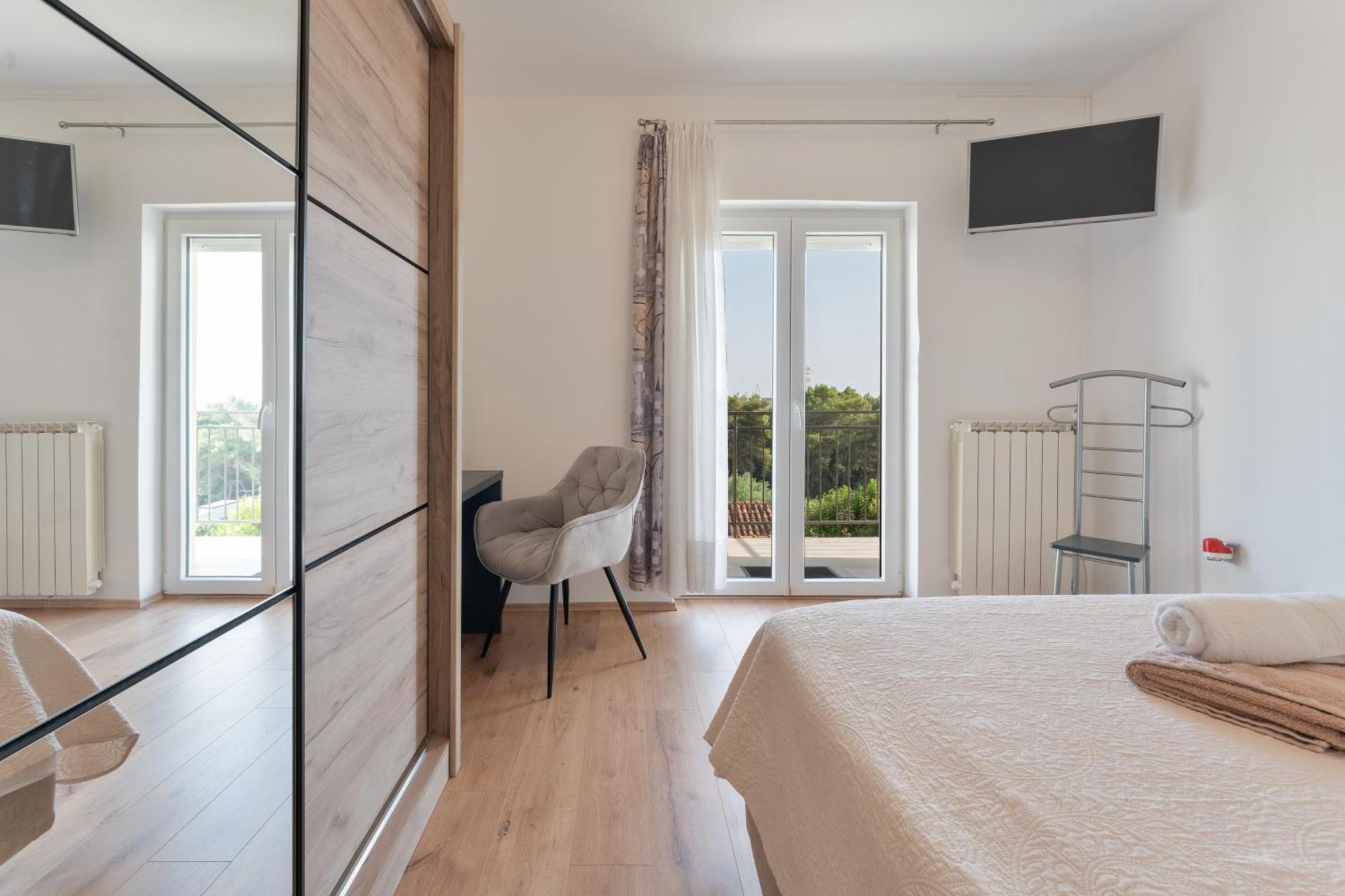 Apartman Nino PUY Exterior foto